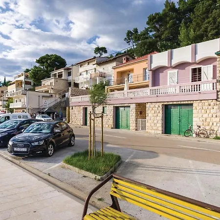 Apartment Nice In Novigrad With Kitchen Novigrad (Dalmatia)
