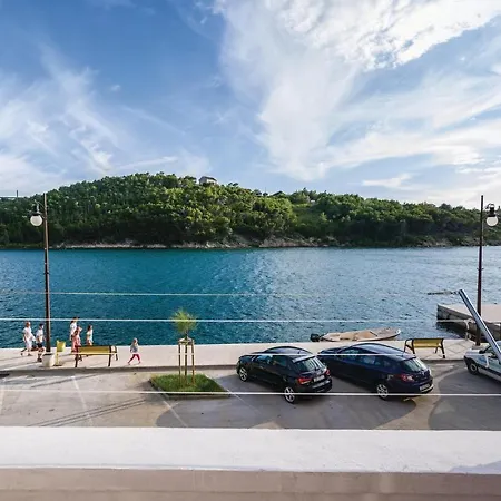 Nice In Novigrad With Kitchen * Novigrad (Dalmatia)